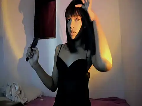 Snapshot of calliedemon_ chatting on June 19, 2026, 3:51 pm calliedemon online show from June 19, 2026, 3:51 pm