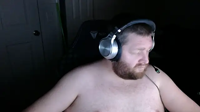 Snapshot of NeedyGlister chatting on September 30, 2025, 8:09 am NeedyGlister online show from September 30, 2025, 8:09 am