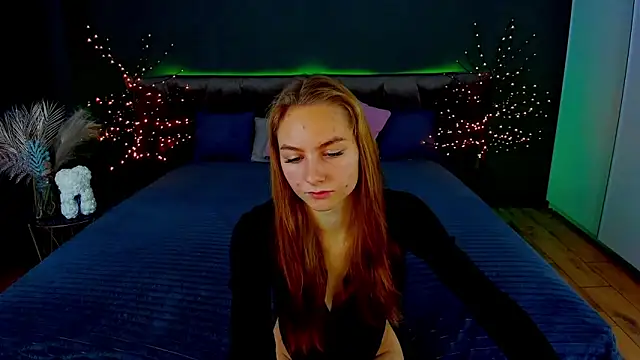 MilaAddams online show from October 31, 2025, 6:43 am