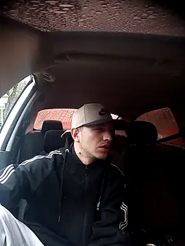 Snapshot of DebutingPathway chatting on October 12, 2025, 11:44 am DebutingPathway online show from October 12, 2025, 11:44 am