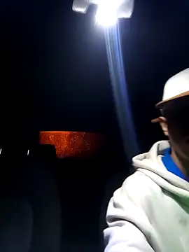 Snapshot of DebutingPathway chatting on October 22, 2025, 9:53 am DebutingPathway online show from October 22, 2025, 9:53 am