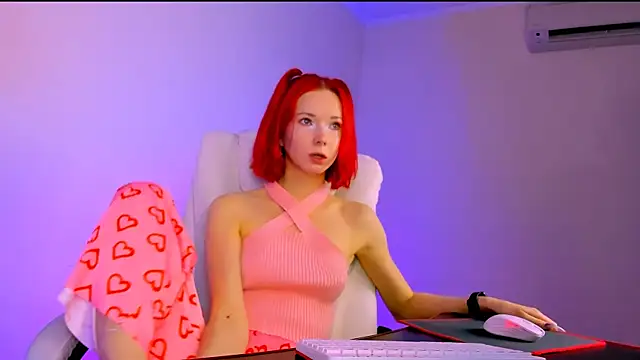 Snapshot of KimBoydd chatting on September 29, 2025, 7:59 am KimBoydd online show from September 29, 2025, 7:59 am