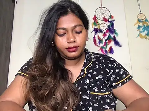 Snapshot of HoleyCoupon chatting on January 12, 2026, 7:42 pm HoleyCoupon online show from January 12, 2026, 7:42 pm