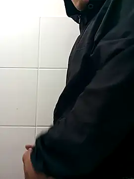 Snapshot of Brhryan chatting on September 11, 2025, 4:51 pm Brhryan online show from September 11, 2025, 4:51 pm