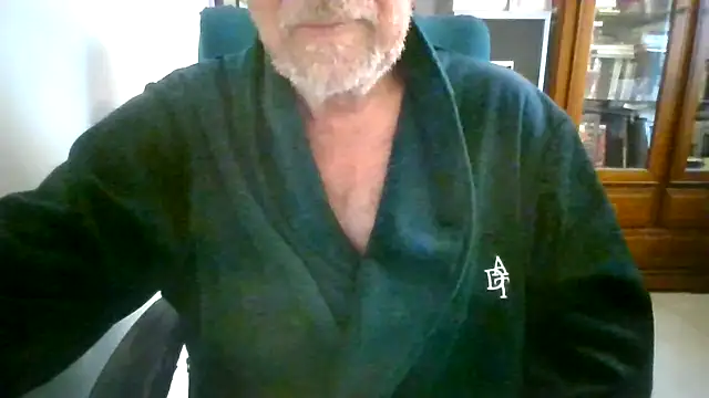 Snapshot of hpp66 chatting on April 21, 2026, 3:40 pm hpp66 online show from April 21, 2026, 3:40 pm