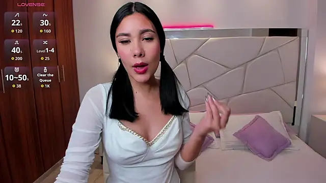 amara foxx online show from November 6, 2025, 11:36 am