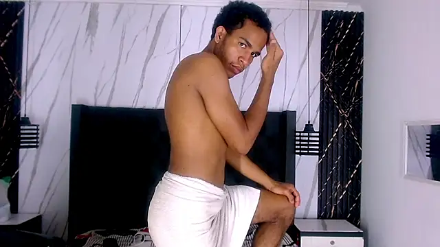 Snapshot of aston_xvera chatting on September 10, 2025, 8:35 am aston xvera online show from September 10, 2025, 8:35 am