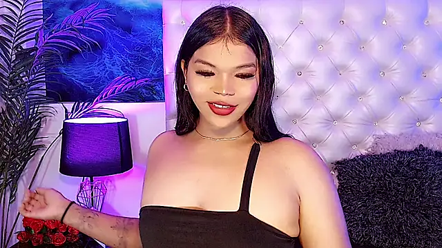 Valeria Swett  online show from March 10, 2026, 8:02 pm