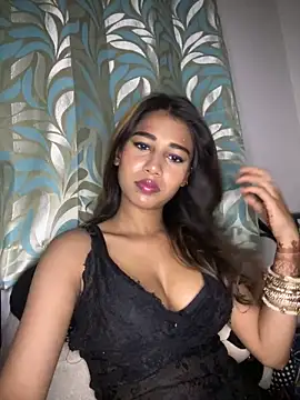 STRIP GLOW online show from February 20, 2026, 9:28 pm