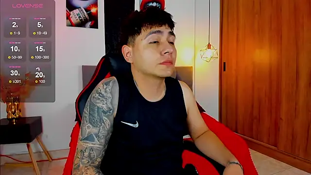 Nicolas James Sc online show from December 18, 2025, 1:37 pm