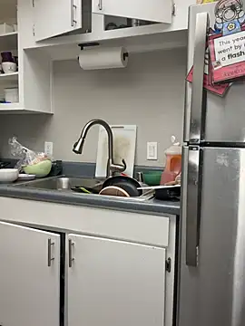 latina curvy22 online show from April 22, 2026, 7:31 pm