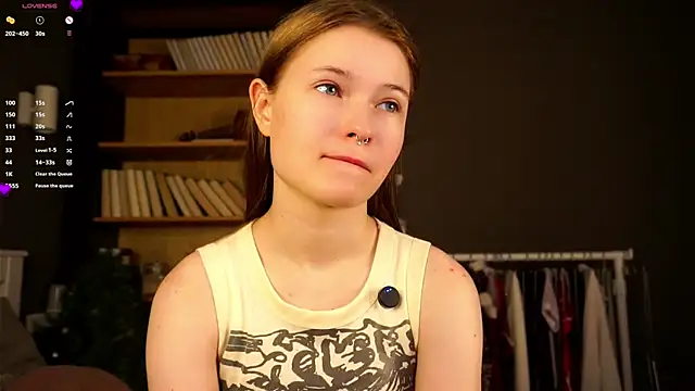 LynHillaire online show from January 10, 2026, 11:27 am