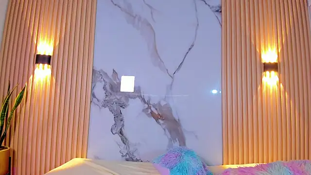 Alana 333 online show from November 18, 2025, 11:46 am