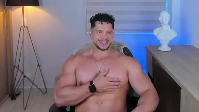 Erick Thompsonx online show from April 15, 2026, 10:21 pm