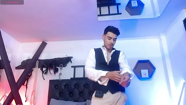 Snapshot of subarashi_ishi69 chatting on February 7, 2026, 7:11 pm subarashi ishi69 online show from February 7, 2026, 7:11 pm