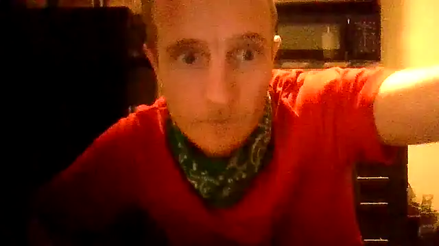 Snapshot of WWGD69 chatting on October 15, 2025, 12:02 pm WWGD69 online show from October 15, 2025, 12:02 pm