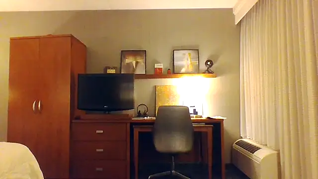 Snapshot of WWGD69 chatting on September 17, 2025, 8:00 pm WWGD69 online show from September 17, 2025, 8:00 pm