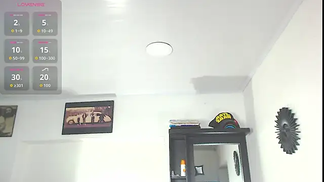 Snapshot of Vicky_hotmilf chatting on January 9, 2026, 11:28 am Vicky hotmilf online show from January 9, 2026, 11:28 am