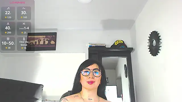 Snapshot of Vicky_hotmilf chatting on January 13, 2026, 11:03 am Vicky hotmilf online show from January 13, 2026, 11:03 am