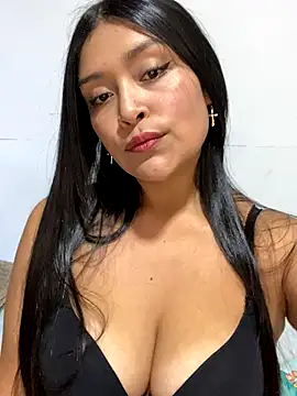 Snapshot of Aurora_fire1 chatting on November 8, 2025, 9:40 pm Aurora fire1 online show from November 8, 2025, 9:40 pm