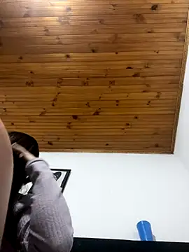 coupledesire18 online show from October 14, 2025, 2:45 am