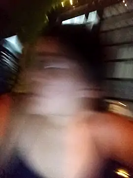 chloe 90 online show from December 16, 2025, 12:04 am