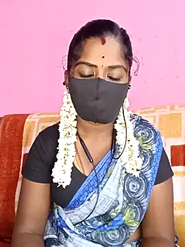 tamilammukuttyy online show from November 17, 2025, 5:06 pm