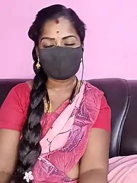 Snapshot of tamilammukuttyy chatting on April 24, 2026, 3:41 am tamilammukuttyy online show from April 24, 2026, 3:41 am