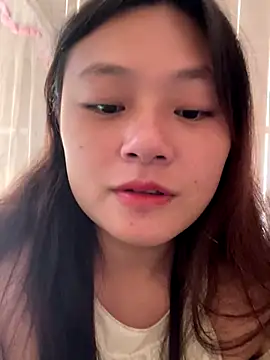 mai-xinh online show from December 20, 2025, 4:15 am