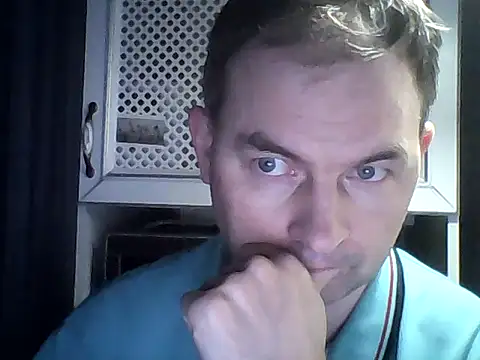 Snapshot of SummerArthur chatting on October 7, 2025, 7:26 pm SummerArthur online show from October 7, 2025, 7:26 pm