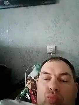 Snapshot of SummerArthur chatting on September 16, 2025, 5:30 am SummerArthur online show from September 16, 2025, 5:30 am