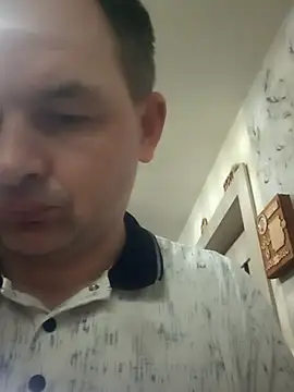 Snapshot of SummerArthur chatting on September 15, 2025, 5:02 pm SummerArthur online show from September 15, 2025, 5:02 pm