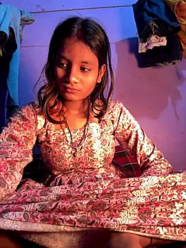 Hot Mayra  online show from January 8, 2026, 6:30 am