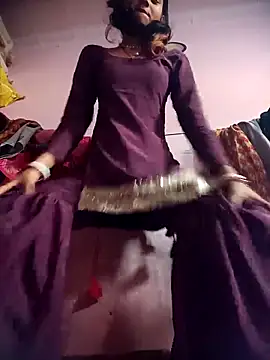 Hot Mayra  online show from November 1, 2025, 8:41 am