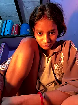 Hot Mayra  online show from December 18, 2025, 6:51 am