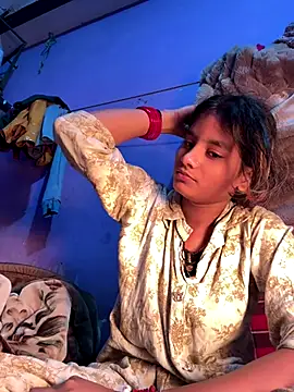 Hot Mayra  online show from January 7, 2026, 6:18 am