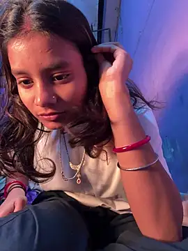 Hot Mayra  online show from December 20, 2025, 6:49 am