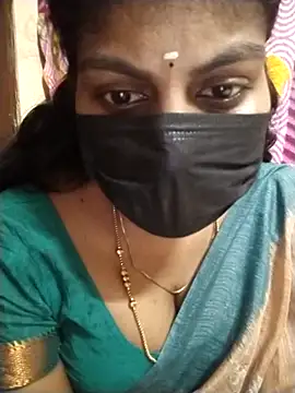 Snapshot of Nithiila chatting on September 11, 2025, 9:20 am Nithiila online show from September 11, 2025, 9:20 am