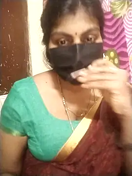 Snapshot of Nithiila chatting on September 22, 2025, 8:20 am Nithiila online show from September 22, 2025, 8:20 am