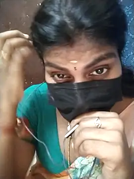 Snapshot of Nithiila chatting on September 30, 2025, 8:09 am Nithiila online show from September 30, 2025, 8:09 am