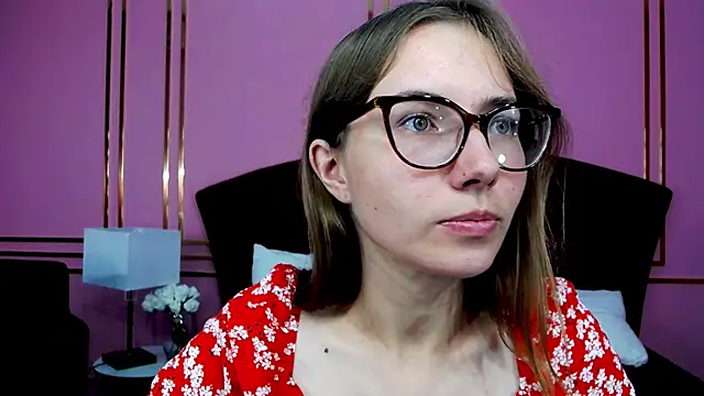 JessieJuss online show from September 16, 2025, 2:07 pm