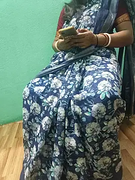 desi boudi87 online show from October 21, 2025, 12:26 pm