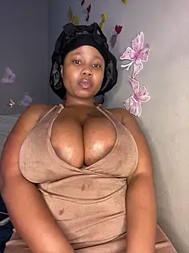 JuicyMellow21 online show from May 15, 2026, 1:03 am