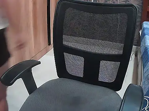 Snapshot of Dark_choclate99 chatting on November 3, 2025, 1:15 pm Dark choclate99 online show from November 3, 2025, 1:15 pm