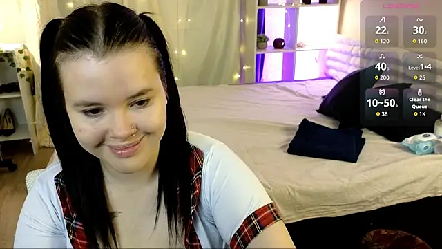 Snapshot of Viola_Bun chatting on October 4, 2025, 10:39 am Viola Bun online show from October 4, 2025, 10:39 am