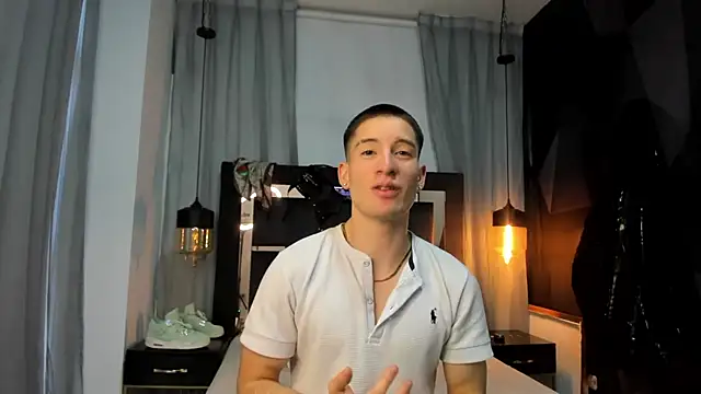 HunterHeat  online show from January 17, 2026, 11:25 am