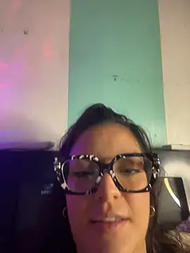 alilith online show from February 18, 2026, 7:32 pm