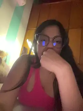 alilith online show from December 1, 2025, 8:32 pm