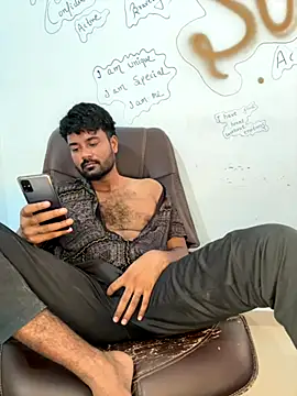 MeekBatgirl online show from September 29, 2025, 5:58 am