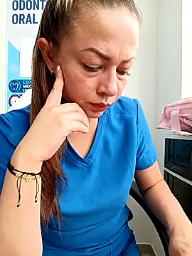 Madisson-04  online show from February 4, 2026, 1:28 pm